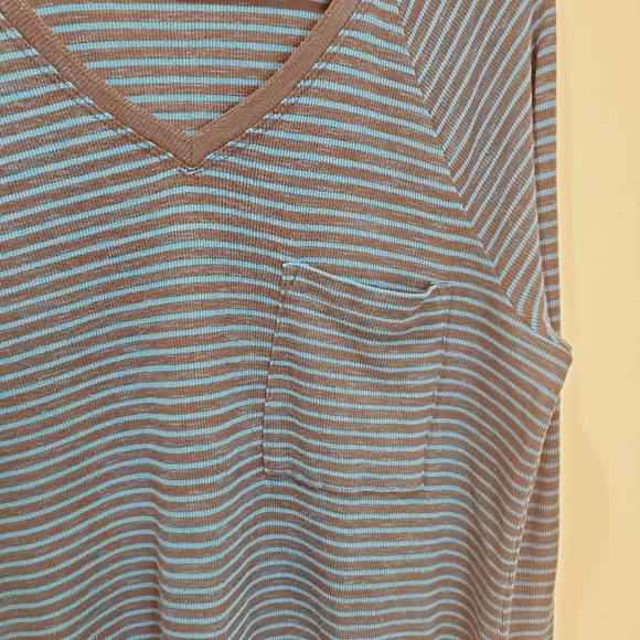 Eddie Bauer stripes V Neck Blue  sweater size L - Picture 3 of 7